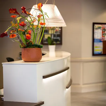 Saint Georges Hotel 3*