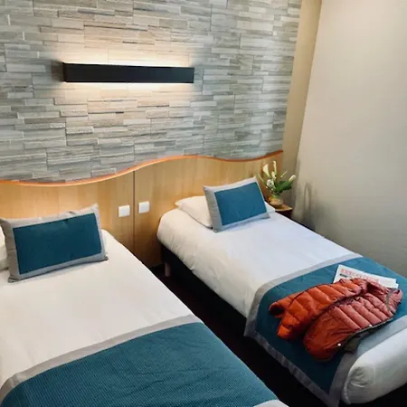 Saint Georges Hotel 3*