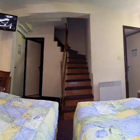 Saint Georges Hotel 3*