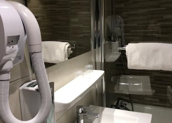 Saint Georges Hotel 3*