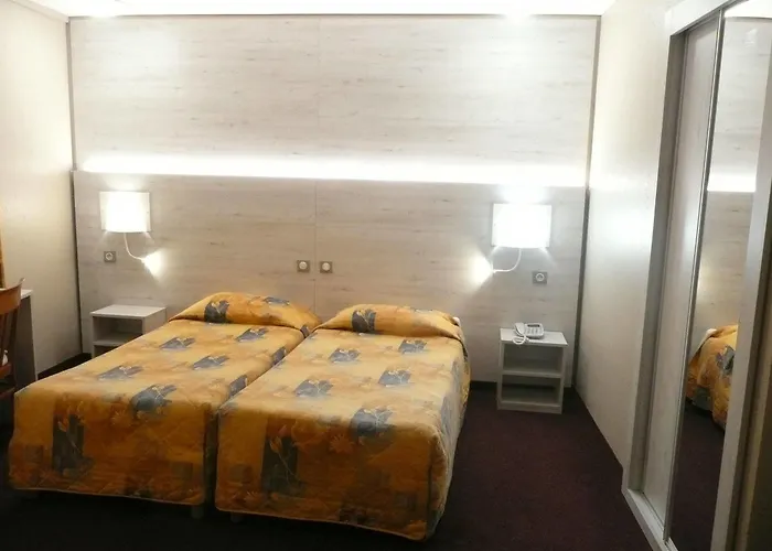 Saint Georges Hotel 3*