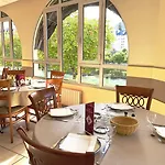 Saint Georges Hotel Lurdy