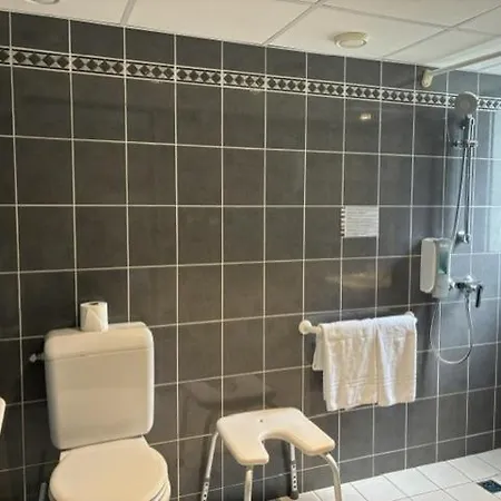 Saint Georges Hotel 3*