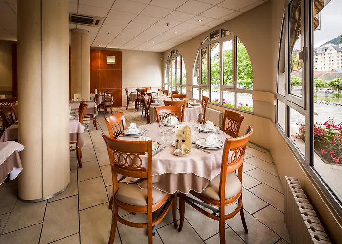 Saint Georges Hotel 3*